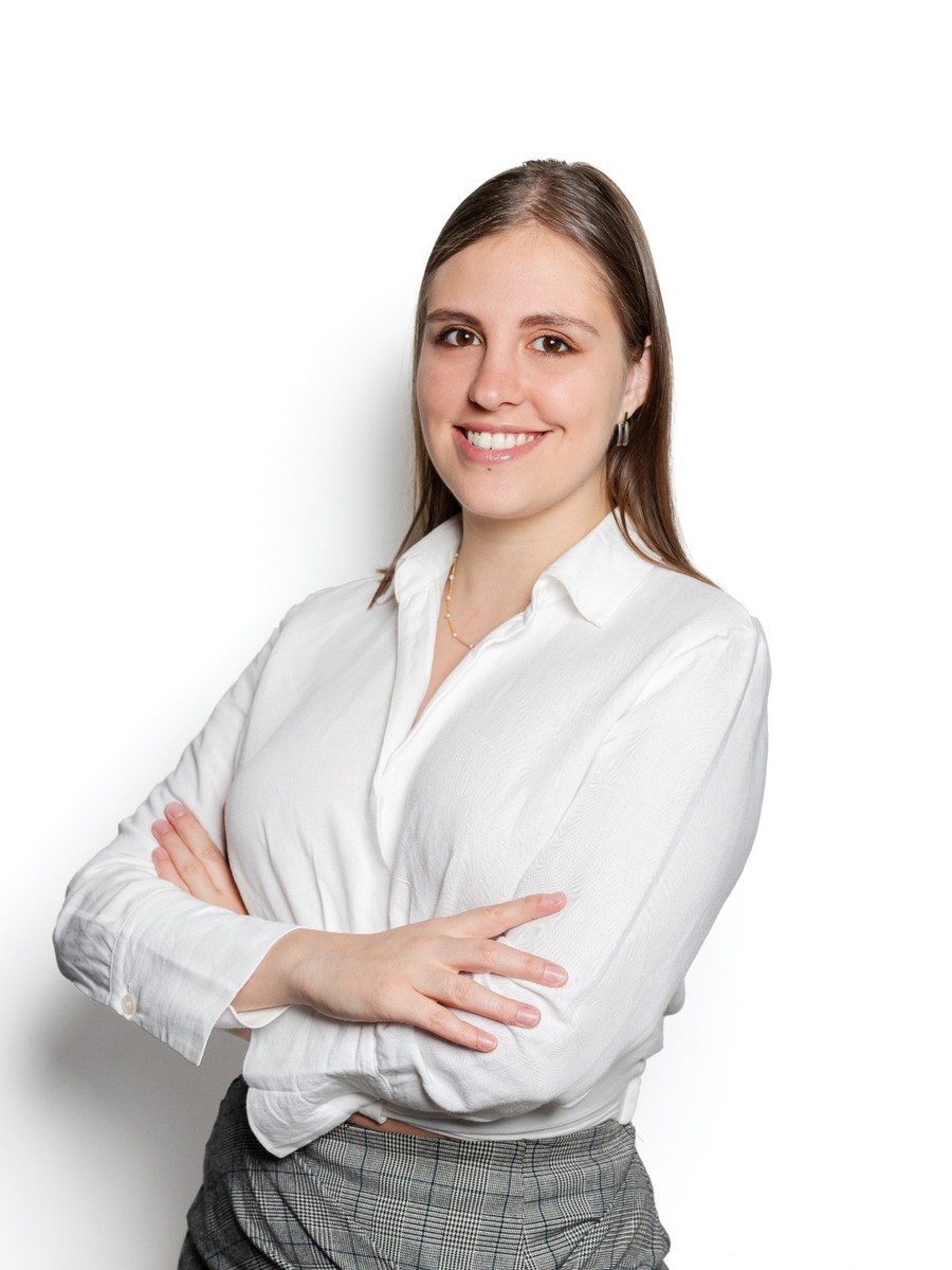 Manuela Román